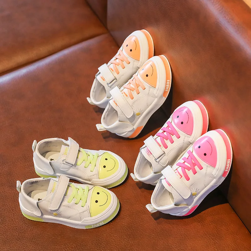 Kids Sneakers 2021 Spring Smiling Face Pattern Toddler Girl Fashoin Shoes Rubber Sole Non Slip Children PU Leather Tennis Shoes 
Kids Sneakers 2021 Spring Smiling Face Pattern Toddler Girl Fashoin Shoes Rubber Sole Non Slip Children PU Leather Tennis Shoes