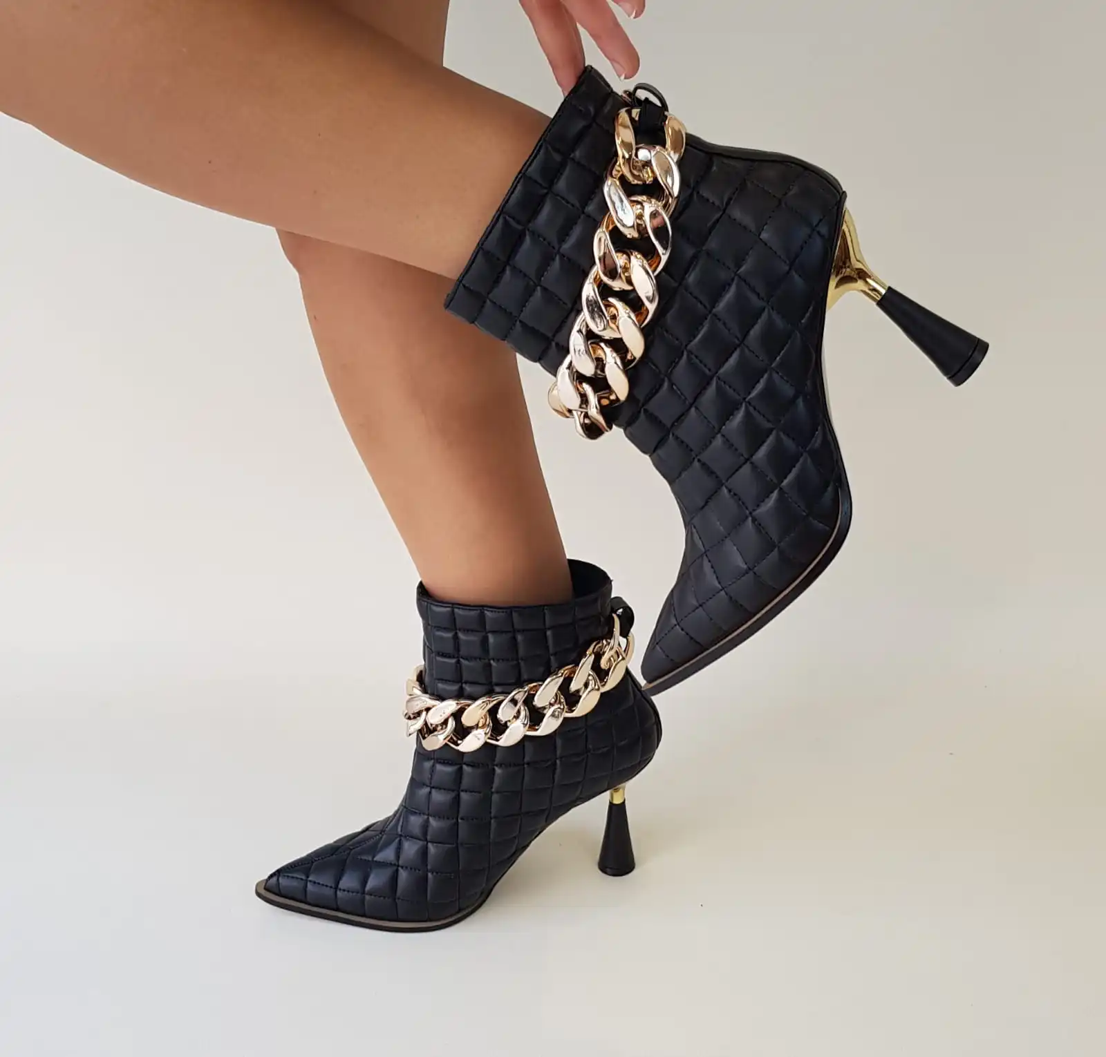High Heel Black Beige Cream Leather Boots Women Diomand Pattern Chain Luxury Sexy Goth Gothic Chunky Platform Designer Demonia
High Heel Black Beige Cream Leather Boots Women Diomand Pattern Chain Luxury Sexy Goth Gothic Chunky Platform Designer Demonia