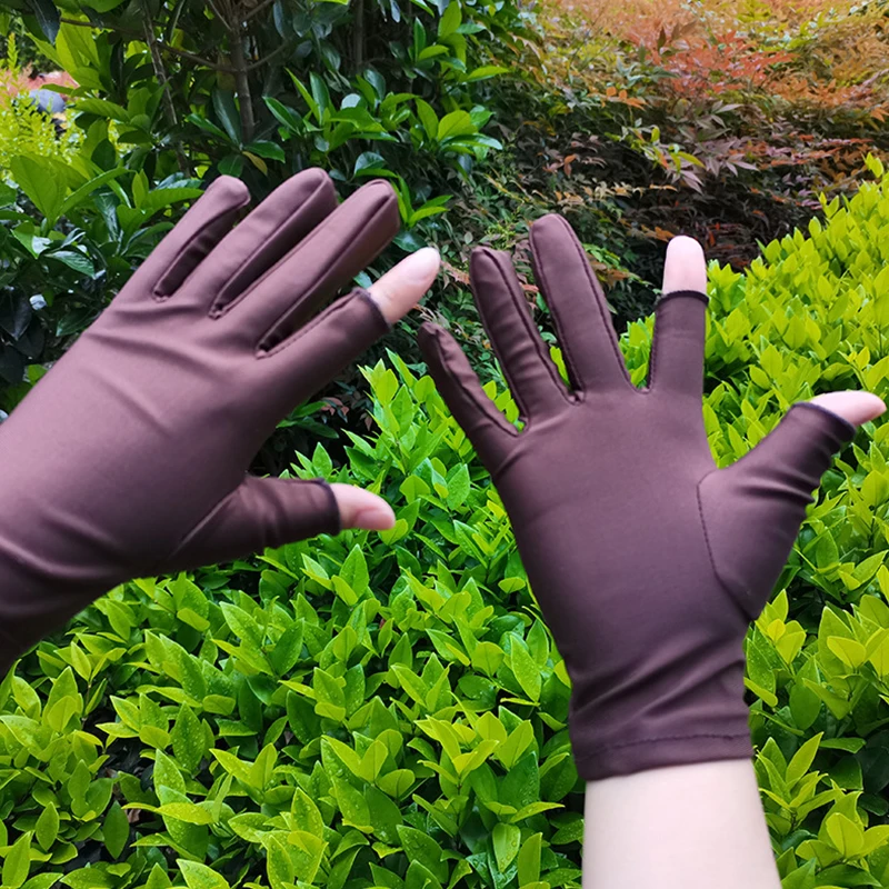 Anti-Slip Driving Gloves For Women Solid Color Fingerless Gloves Summer Sunscreen Anti-UV Ladies Half Finger Thin Mittens
Anti-Slip Driving Gloves For Women Solid Color Fingerless Gloves Summer Sunscreen Anti-UV Ladies Half Finger Thin Mittens