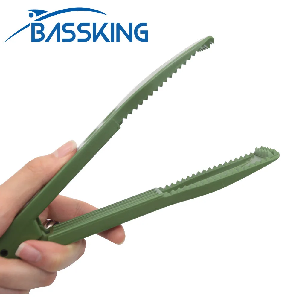 BASSKING Многофункциональный наживки для рыбалки, ручка-держатель с контроллер снасти инструмент Рыбная ловля сцепление с телом зажим Grabber с пе...
BASSKING Многофункциональный наживки для рыбалки, ручка-держатель с контроллер снасти инструмент Рыбная ловля сцепление с телом зажим Grabber с пе...