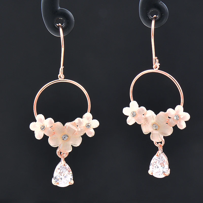 SINLEERY korean fashion Pink Yellow Acrylic Flower Pendant Earrings For Women wedding accessories earrings 2021 trend ES450 SSP
SINLEERY korean fashion Pink Yellow Acrylic Flower Pendant Earrings For Women wedding accessories earrings 2021 trend ES450 SSP