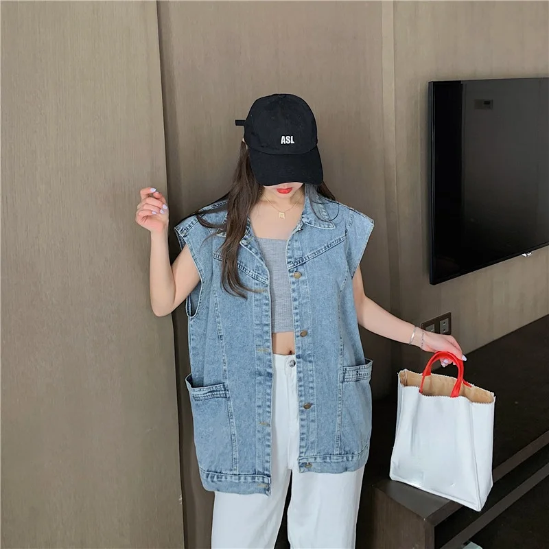 Summer Women Sleeveless Denim Jacket Big Pocket Safari Style Outwear korean fashion Casual Loose Jeans Vests women
Summer Women Sleeveless Denim Jacket Big Pocket Safari Style Outwear korean fashion Casual Loose Jeans Vests women