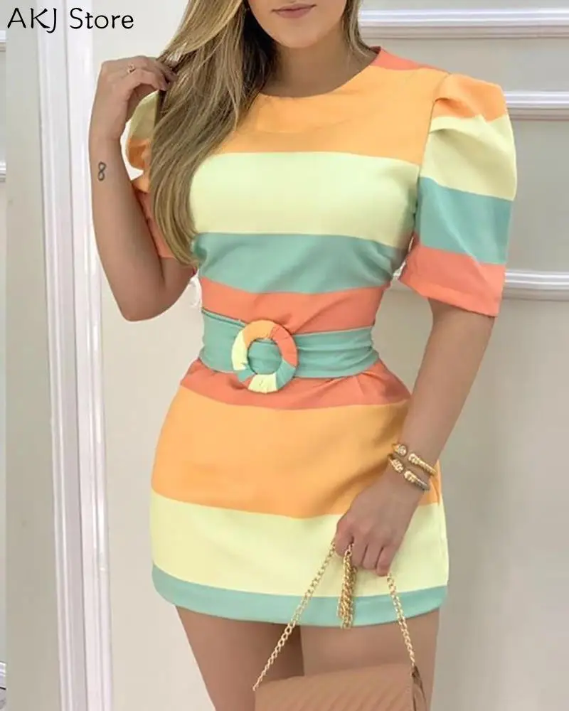 Women Half Sleeve Colorblock Bodycon Dress with Belt
Women Half Sleeve Colorblock Bodycon Dress with Belt