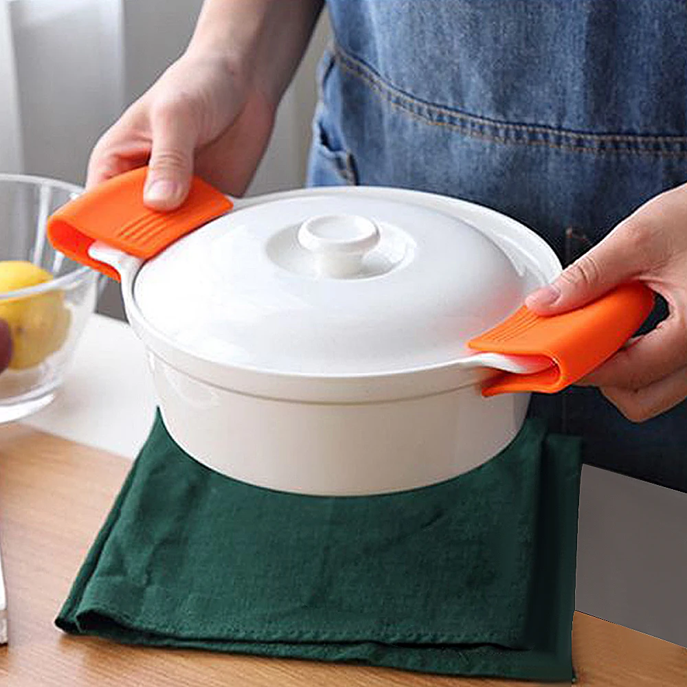 2pcs/set Grip Silicone Pot Holder Sleeve Heat Resistant Pot Glove Pan Handle Cover Grip Kitchen Tools Kitchen Gadgets
2pcs/set Grip Silicone Pot Holder Sleeve Heat Resistant Pot Glove Pan Handle Cover Grip Kitchen Tools Kitchen Gadgets