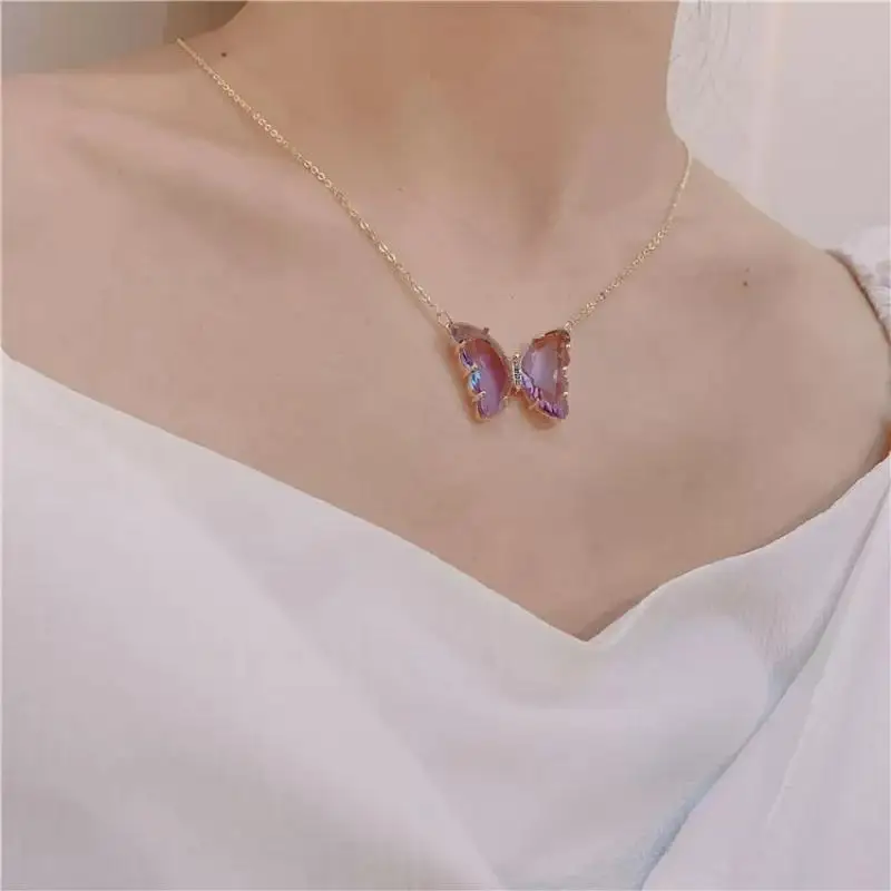 Exquisite Simple Girl Crystal Butterfly Choker Animal Decoration Casual Party Wave Necklace Jewelry
Exquisite Simple Girl Crystal Butterfly Choker Animal Decoration Casual Party Wave Necklace Jewelry