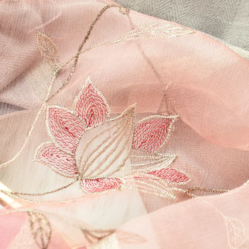 Long Natural Silk Scarf Embroidery Plaid Spring Winter Pashmina Wrap Elegant Ladies Shawls Fashion Accessories
Long Natural Silk Scarf Embroidery Plaid Spring Winter Pashmina Wrap Elegant Ladies Shawls Fashion Accessories