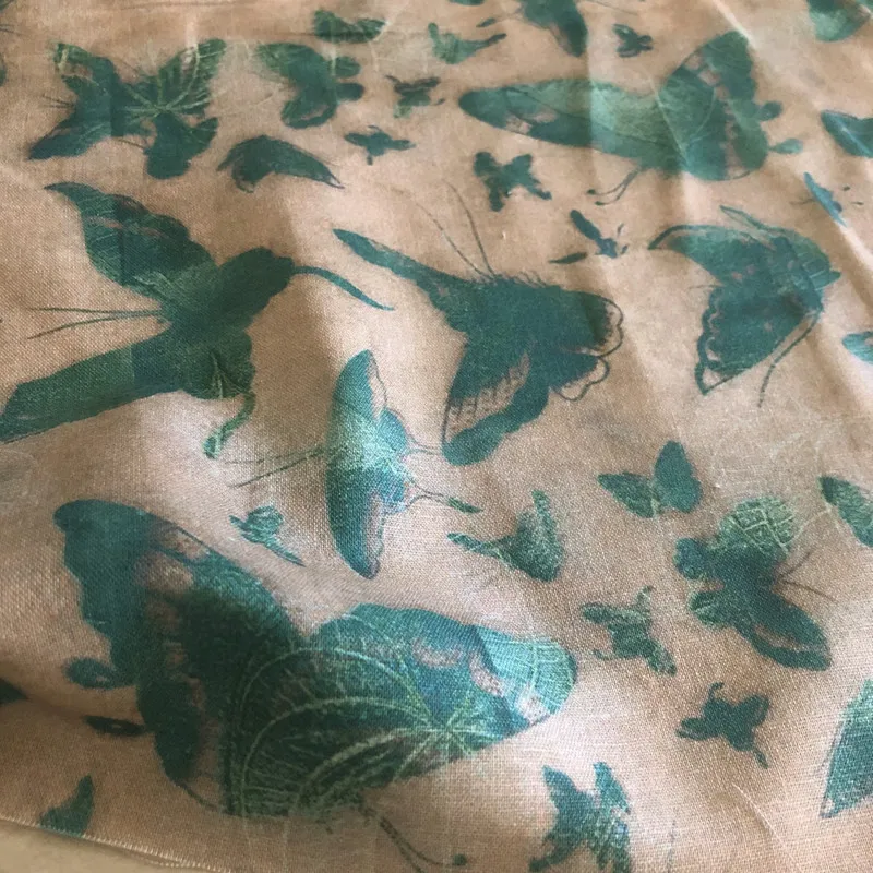 Brand Origional Dress Shirt Cheongsam Robes Butterfly Digital Spray/painting Wash Cotton Linen Fashion Cloth Fabric
Brand Origional Dress Shirt Cheongsam Robes Butterfly Digital Spray/painting Wash Cotton Linen Fashion Cloth Fabric