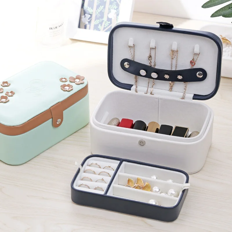 New European-style leather jewelry box lucky leaf-shaped multi-layer portable jewelry storage box pu creative jewelry box
New European-style leather jewelry box lucky leaf-shaped multi-layer portable jewelry storage box pu creative jewelry box