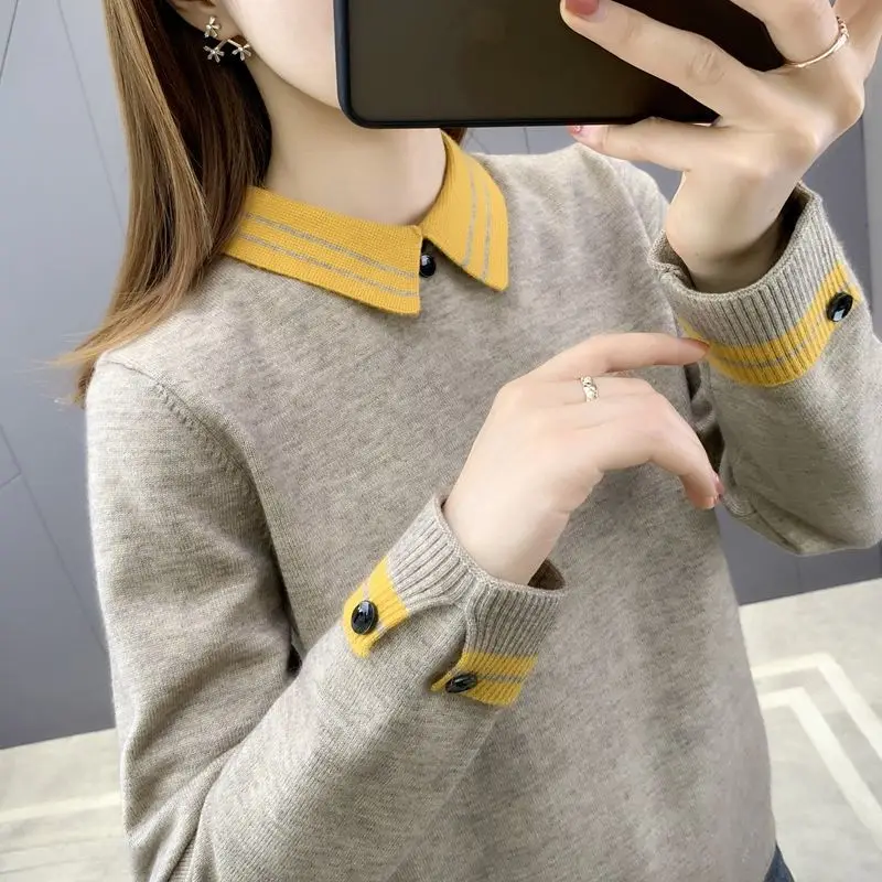 Spring Fall Women's Fashion Lapel Sweater Long-Sleeved Casual Loose Wild Knitted Pullovers Female Knitwear Tops Jumper
Spring Fall Women's Fashion Lapel Sweater Long-Sleeved Casual Loose Wild Knitted Pullovers Female Knitwear Tops Jumper