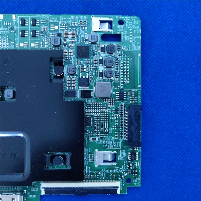 New and original for Samsung QE55Q7CAMTXXC QE55Q7CAMT QE55Q7CAM motherboard BN41-02572B BN41-02572 main board BN94-12749T 
New and original for Samsung QE55Q7CAMTXXC QE55Q7CAMT QE55Q7CAM motherboard BN41-02572B BN41-02572 main board BN94-12749T