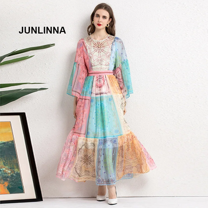 New 2021 Autumn Fashion Designer Cotton Dress Women Flare Sleeve Printed Boho holidays Party Vintage Long Dress
New 2021 Autumn Fashion Designer Cotton Dress Women Flare Sleeve Printed Boho holidays Party Vintage Long Dress