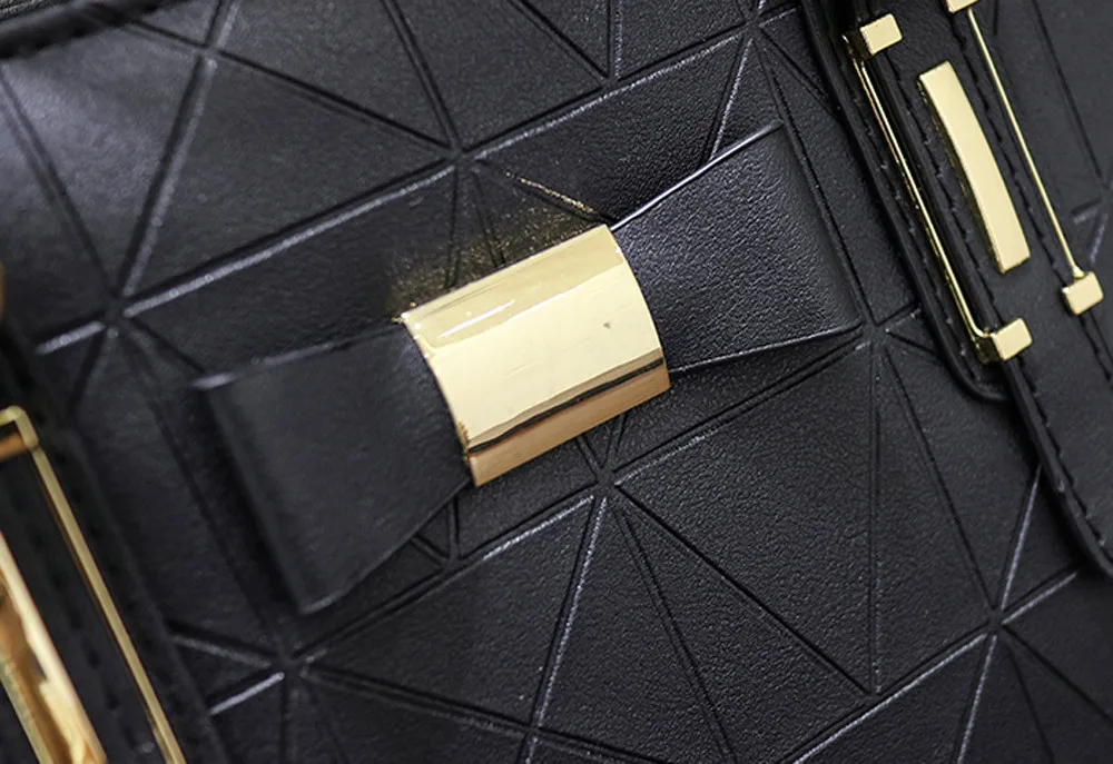 Vintage Female Shoulder Bag Stitching Colors Leather Women Top-handle Handbag Bowknot Crossbody Messenger Bag Simple Style #T
Vintage Female Shoulder Bag Stitching Colors Leather Women Top-handle Handbag Bowknot Crossbody Messenger Bag Simple Style #T