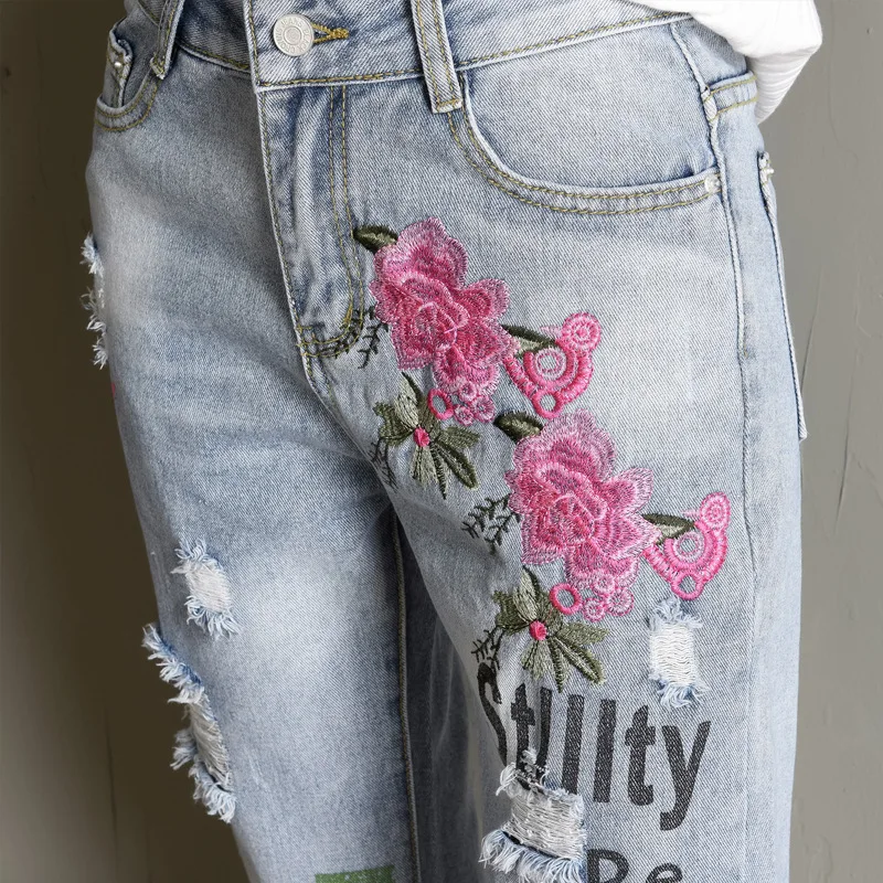2020 Jeans Woman Flowers Embroidery Boyfriend Ripped Jeans for Women Harajuku Print Pantalon Femme Stretch Trousers
2020 Jeans Woman Flowers Embroidery Boyfriend Ripped Jeans for Women Harajuku Print Pantalon Femme Stretch Trousers