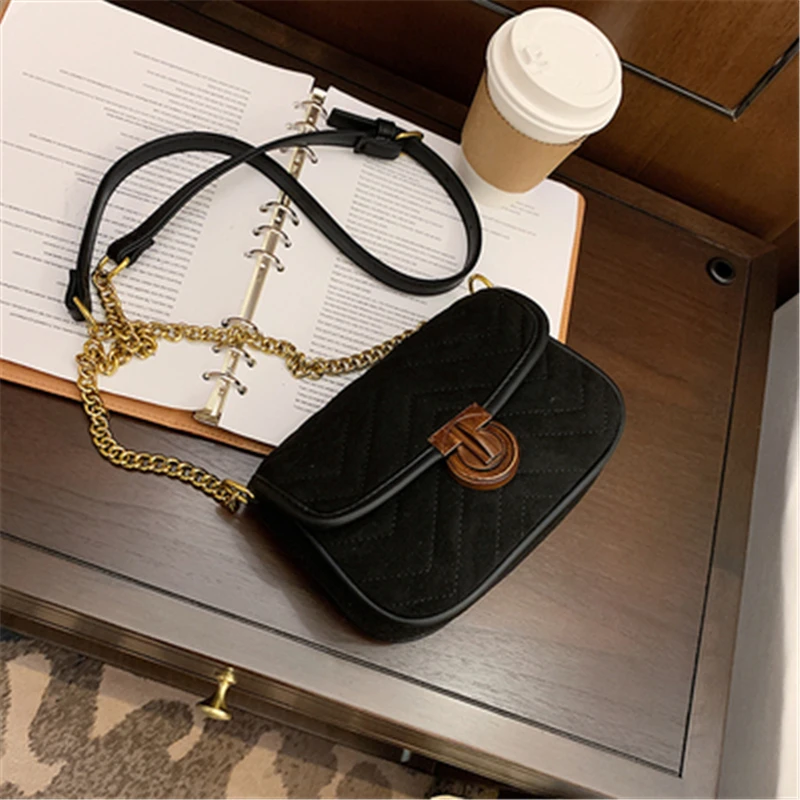 Suede Leather Small Square Bag 2021 Trendy High Quality Chain Shoulder Bag Designer Handbags Luxury Crossbody Bags For Women
Suede Leather Small Square Bag 2021 Trendy High Quality Chain Shoulder Bag Designer Handbags Luxury Crossbody Bags For Women