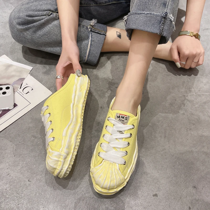 Med Slippers Casual Shoes Woman 2021 Platform Pantofle Luxury Flat New Slides Rubber Fabric PU Canvas Flat Shoes Female House Sl
Med Slippers Casual Shoes Woman 2021 Platform Pantofle Luxury Flat New Slides Rubber Fabric PU Canvas Flat Shoes Female House Sl
