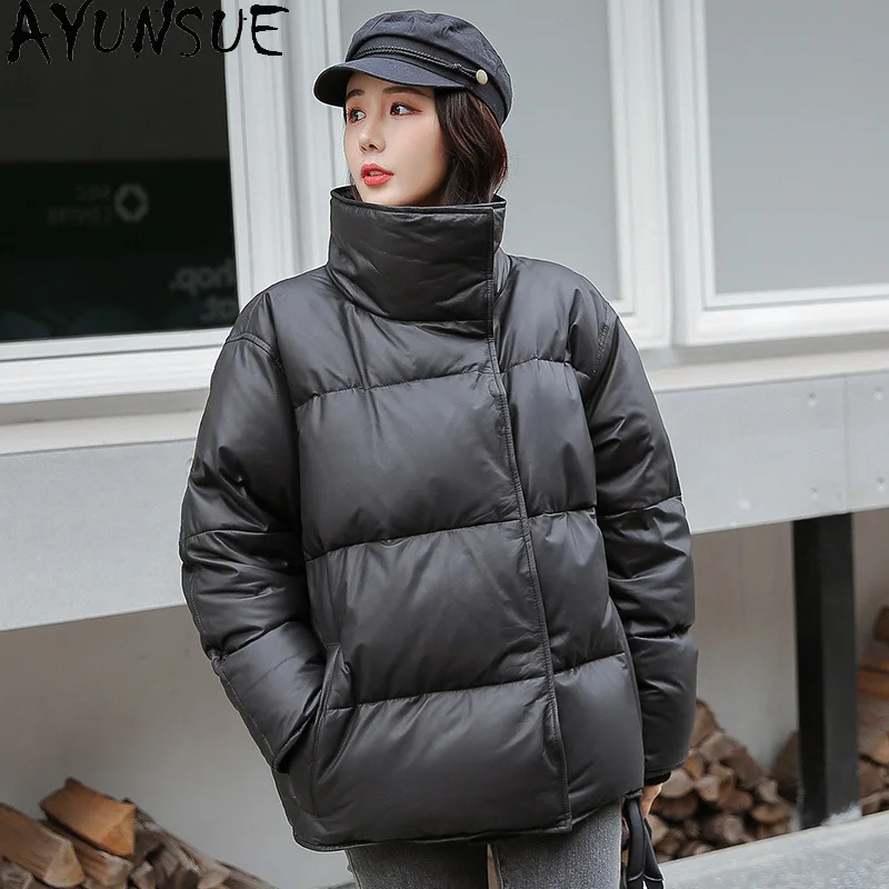 2020 Genuine Leather Jacket Women Short Sheepskin Coat Female Winter Parkas Warm Women's Down Jackets Mujer Chaqueta Pph1785
2020 Genuine Leather Jacket Women Short Sheepskin Coat Female Winter Parkas Warm Women's Down Jackets Mujer Chaqueta Pph1785