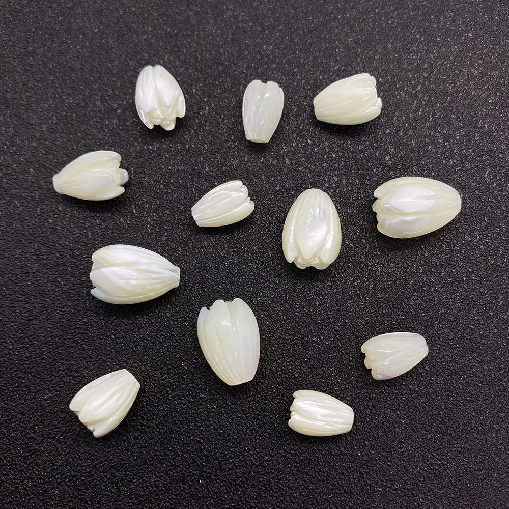 Natural Shell Jewelry Exquisite Flower Shape Suitable for Handmade DIY Charm Necklace Bracelet Making Crafts Making Accessories
Natural Shell Jewelry Exquisite Flower Shape Suitable for Handmade DIY Charm Necklace Bracelet Making Crafts Making Accessories