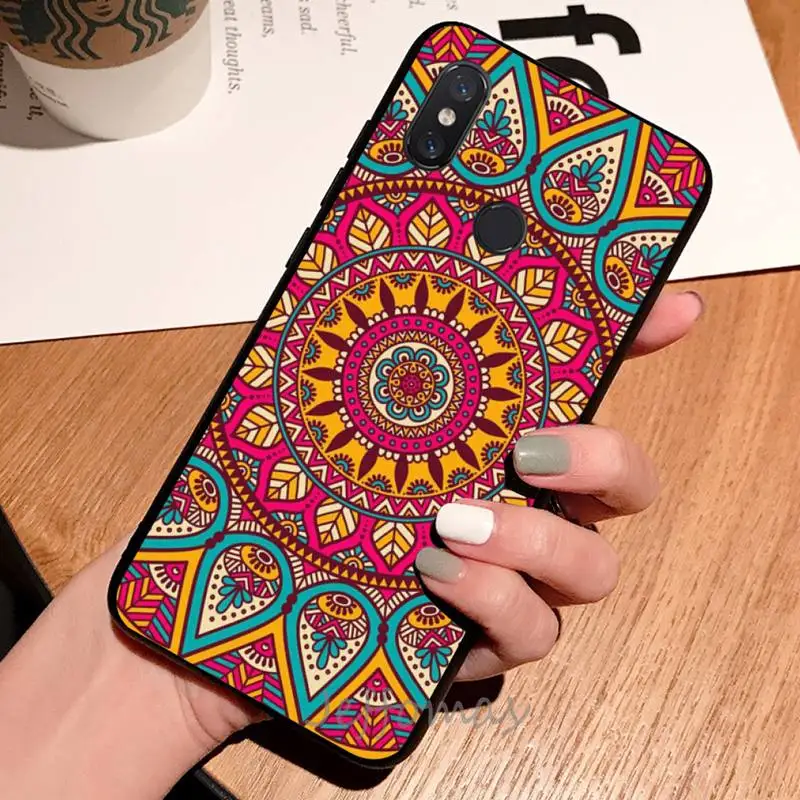Vintage Indian Floral Henna Mandala Phone Case For Xiaomi Mi A1 A2 5 6 6PLUS 8 9 SE Lite MIX 2 2S MAX 2 3 Pocophone F1
Vintage Indian Floral Henna Mandala Phone Case For Xiaomi Mi A1 A2 5 6 6PLUS 8 9 SE Lite MIX 2 2S MAX 2 3 Pocophone F1