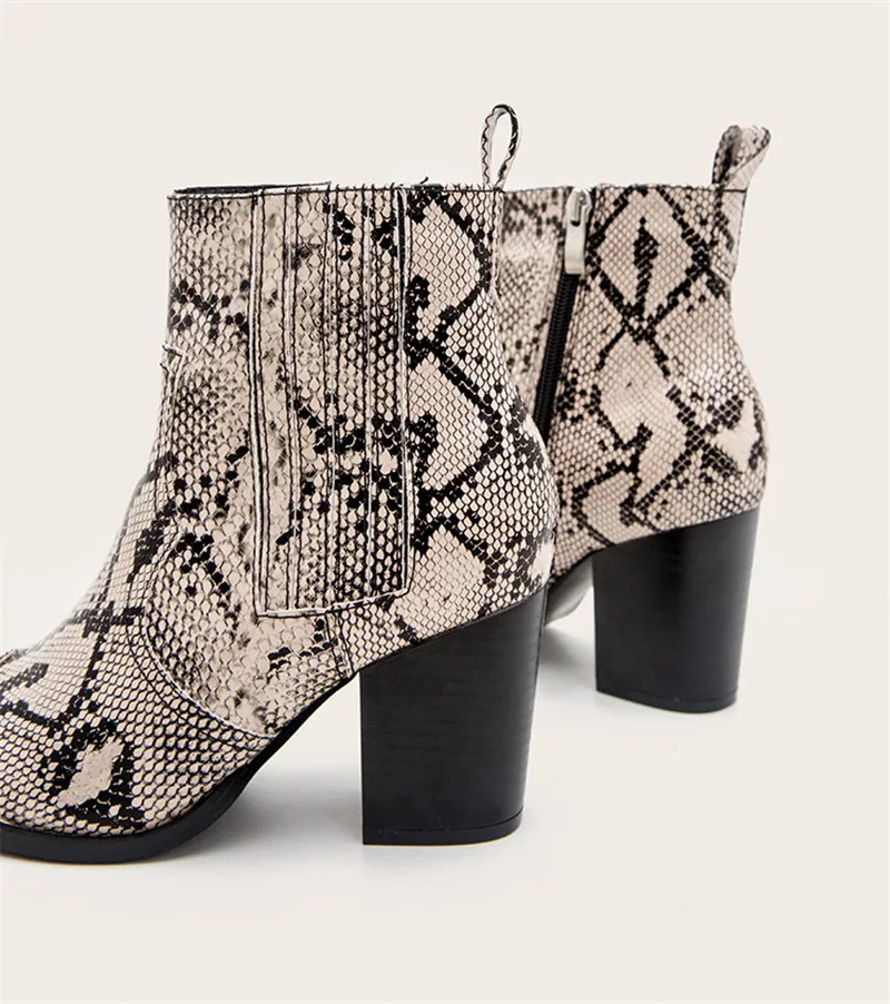 Corporis big size 36-43 fashion high heels shoes zip women ankle boots classic prom shoes serpentine mixed colors boots women
Corporis big size 36-43 fashion high heels shoes zip women ankle boots classic prom shoes serpentine mixed colors boots women