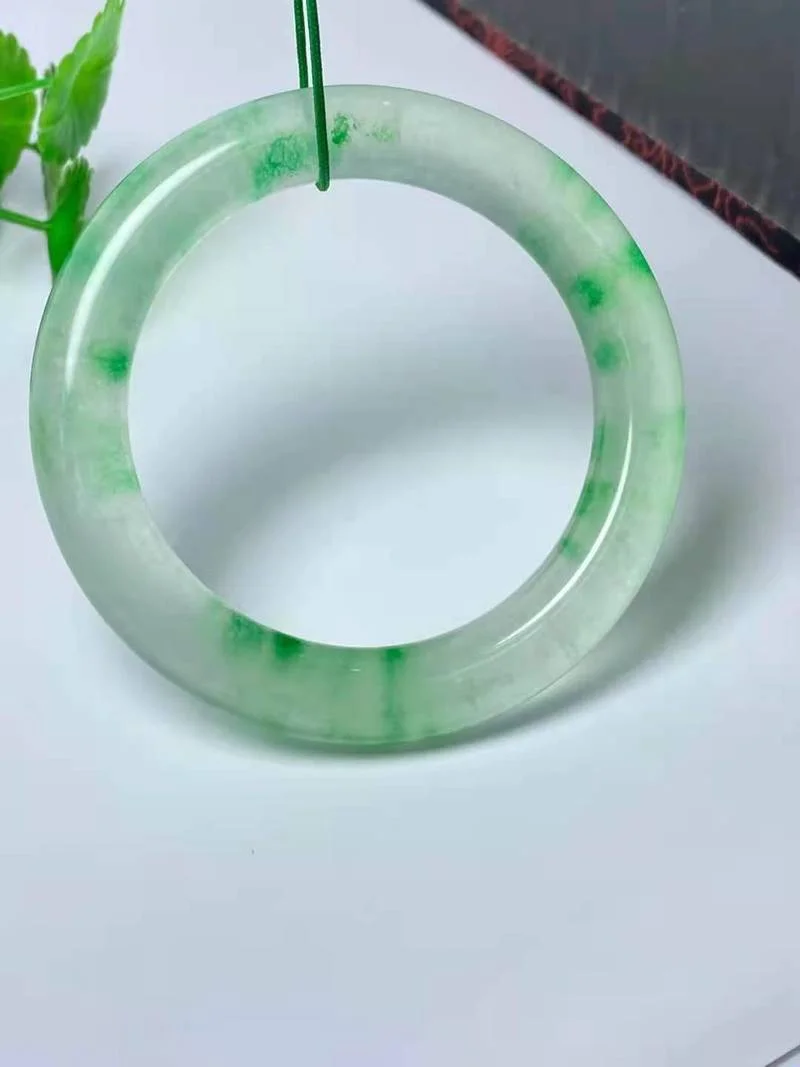 Natural Green Floating Flower Bangle Charm Jewellery Women's Hand-Carved Bracelet for Women Men Fashion Accessories 56mm
Natural Green Floating Flower Bangle Charm Jewellery Women's Hand-Carved Bracelet for Women Men Fashion Accessories 56mm