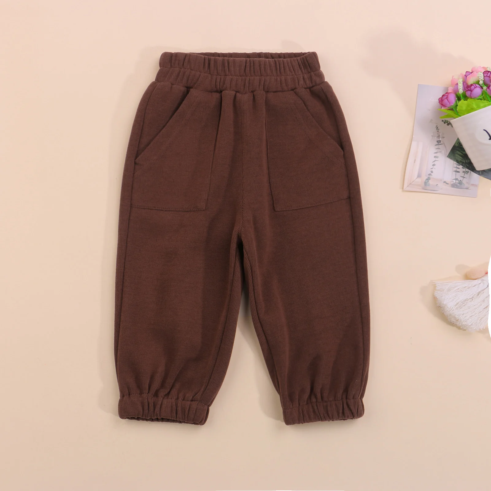 Новинка Осень-зима 2021 детские брюки детские корейские повседневные брюки Свободные корейские брюки для детей среднего и маленького возрас...
Новинка Осень-зима 2021 детские брюки детские корейские повседневные брюки Свободные корейские брюки для детей среднего и маленького возрас...