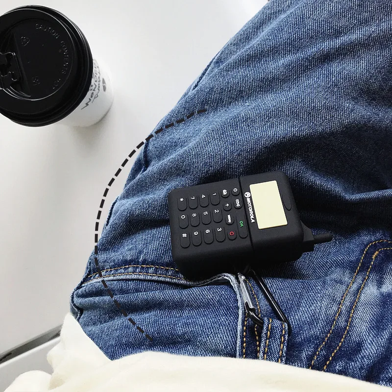 2021 new 3D retro phone Bluetooth headset protection box for Airpods1 2 i7S i11 i12 i14 i18 i30X i2000TWS i1000 i9000pro 
2021 new 3D retro phone Bluetooth headset protection box for Airpods1 2 i7S i11 i12 i14 i18 i30X i2000TWS i1000 i9000pro