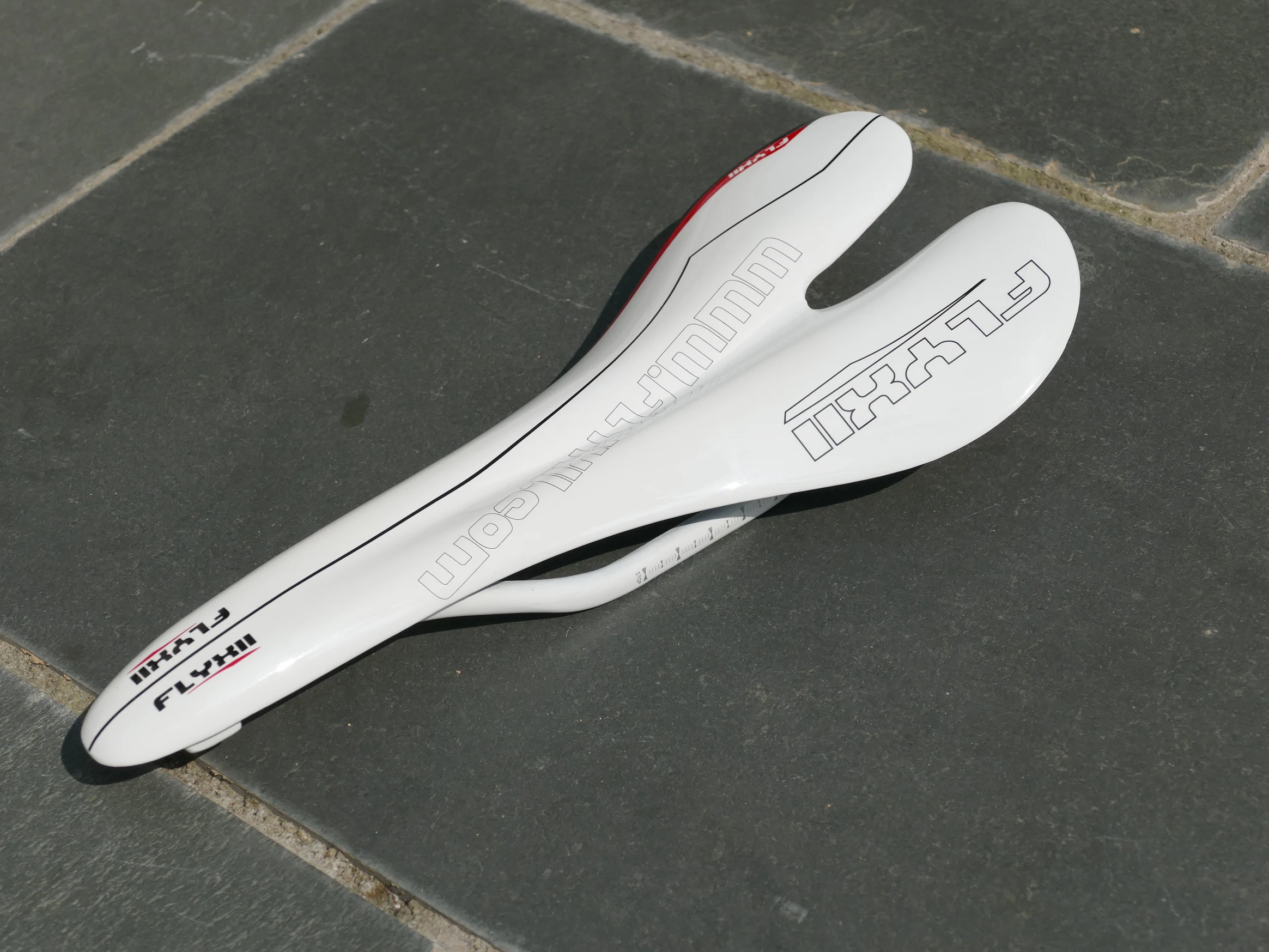 FLX-SD-2P Brand New Full Carbon Bike Seat Saddle Toray Carbon Mountain Bike Road MTB Bicycle Cycling Seat Saddle
FLX-SD-2P Brand New Full Carbon Bike Seat Saddle Toray Carbon Mountain Bike Road MTB Bicycle Cycling Seat Saddle