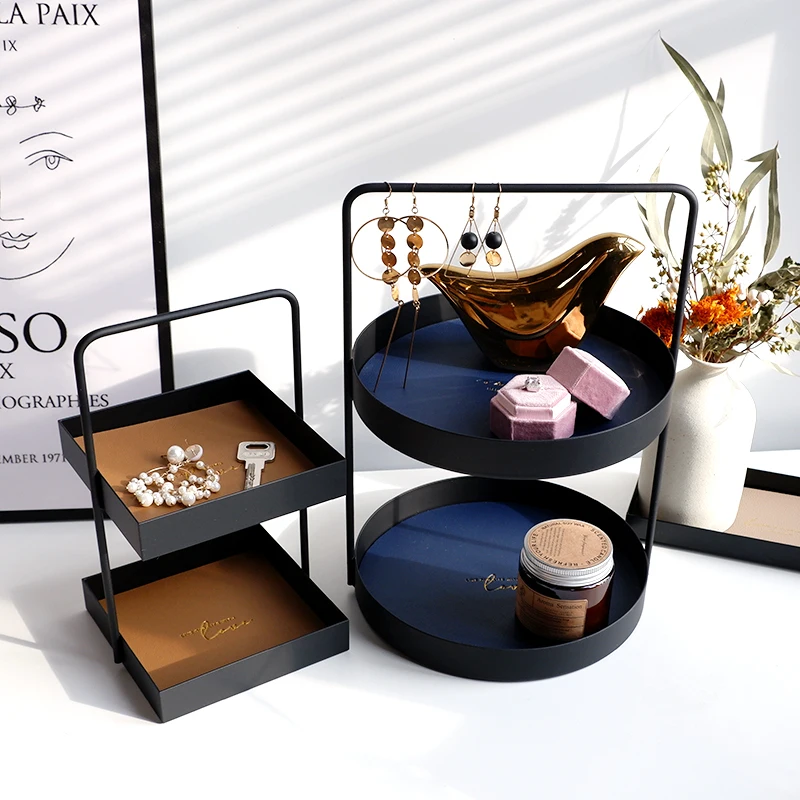 Luxury Desktop Cosmetic Storage Basket Sundries Storage Box with Handle Desk Makeup Organizer
Luxury Desktop Cosmetic Storage Basket Sundries Storage Box with Handle Desk Makeup Organizer
