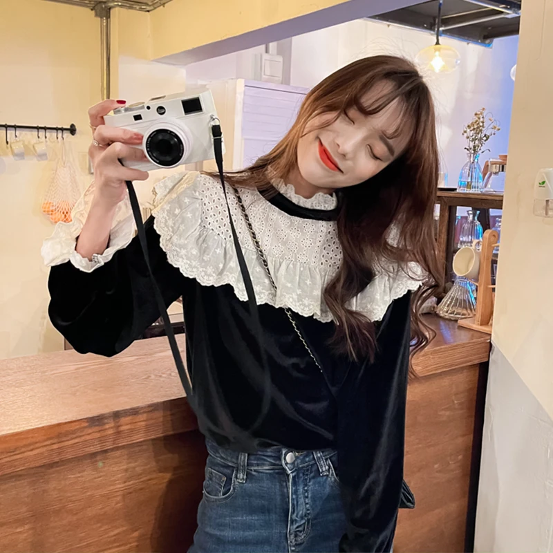 Womens Tshirt Lace Golden Velvet t Stitching Tops Stand Collar Ladies Plus Size Shirts Spring Autumn Loose Sweet Girls T-Shirt
Womens Tshirt Lace Golden Velvet t Stitching Tops Stand Collar Ladies Plus Size Shirts Spring Autumn Loose Sweet Girls T-Shirt