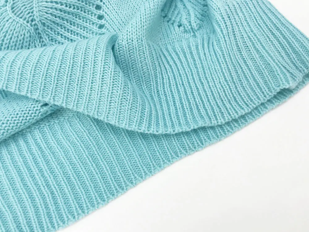 Fashion Women Pullover Jumper Solid Color Simple V-Neck Hollow Out Knitted Tops Long Sleeve Sweaters Femme Clothing
Fashion Women Pullover Jumper Solid Color Simple V-Neck Hollow Out Knitted Tops Long Sleeve Sweaters Femme Clothing