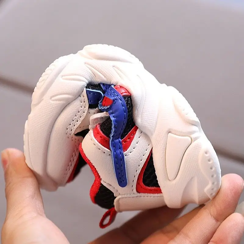 2021 Spring and Autumn Children's Sports Shoes Korean Version Breathable Mesh Shoes Soft Sole Girls Running Shoes Boys Shoes
2021 Spring and Autumn Children's Sports Shoes Korean Version Breathable Mesh Shoes Soft Sole Girls Running Shoes Boys Shoes