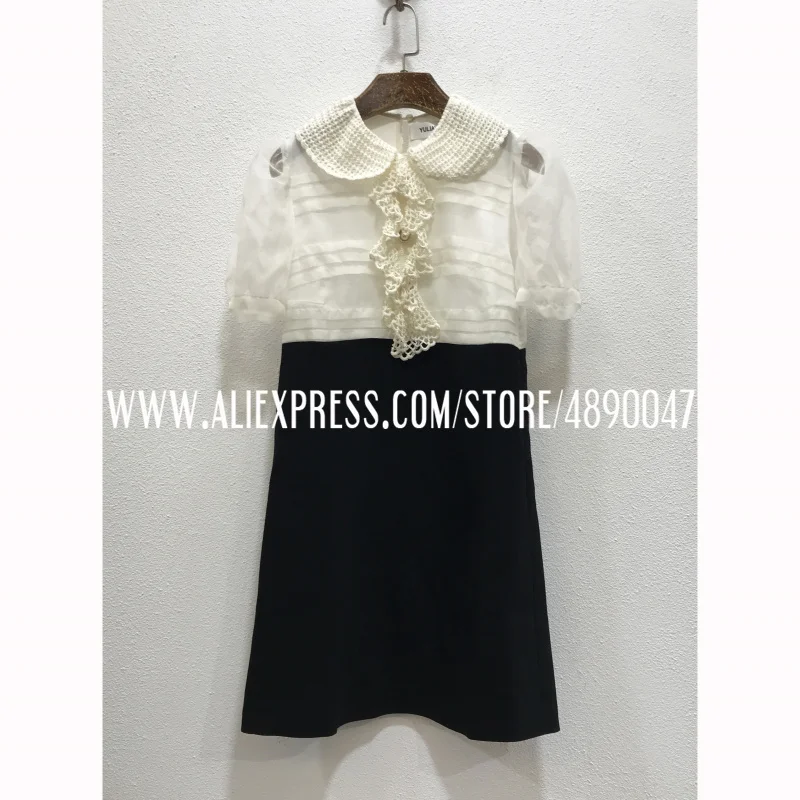 Retro Palace Puff Sleeve Rhinestone Button Stitching Organza Silk Doll Collar Dress Lace Crochet Dress
Retro Palace Puff Sleeve Rhinestone Button Stitching Organza Silk Doll Collar Dress Lace Crochet Dress
