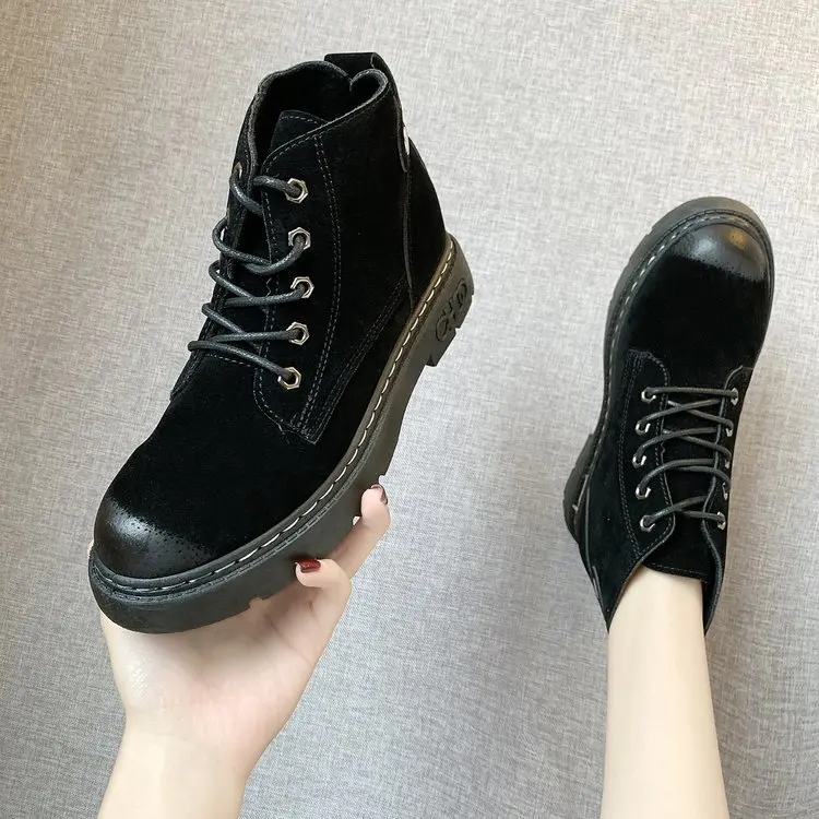 Autumn Female Chunky Fashion Vulcanize Sneakers Lace Up Soft High Leisure Footwears Breathable Mesh Women Casual Shoes X14-18
Autumn Female Chunky Fashion Vulcanize Sneakers Lace Up Soft High Leisure Footwears Breathable Mesh Women Casual Shoes X14-18