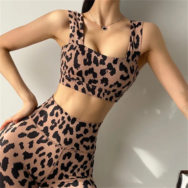 Women Workout Sport Bra Tops Leopard Yoga Vest Shockproof Push Up Running Gym Fitness Brassiere
Women Workout Sport Bra Tops Leopard Yoga Vest Shockproof Push Up Running Gym Fitness Brassiere