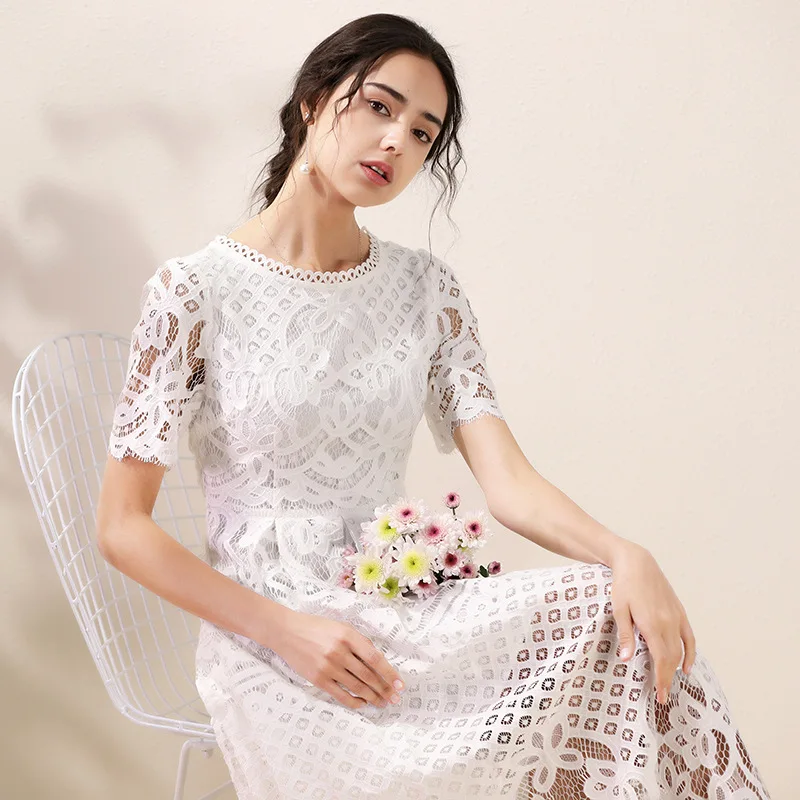 Lace dress 2021 summer new French romantic super fairy temperament goddess model hollow out slim dress
Lace dress 2021 summer new French romantic super fairy temperament goddess model hollow out slim dress