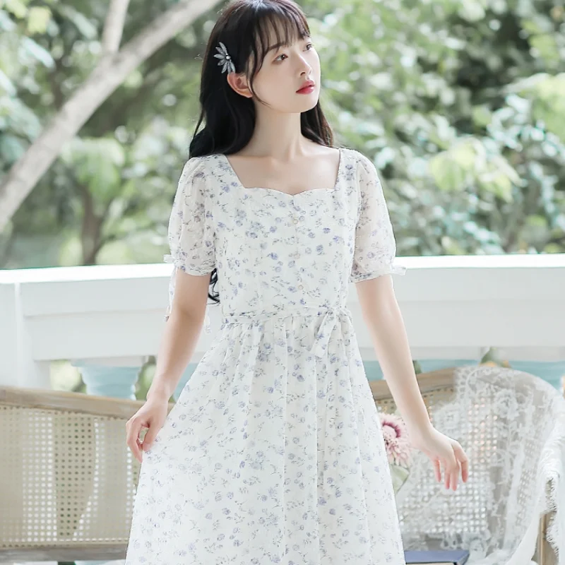 Summer French Floral Chiffon Dress Women's New First Love Sweet Age-reducing Skirt Thin Style Elastic Waist Square Neck
Summer French Floral Chiffon Dress Women's New First Love Sweet Age-reducing Skirt Thin Style Elastic Waist Square Neck