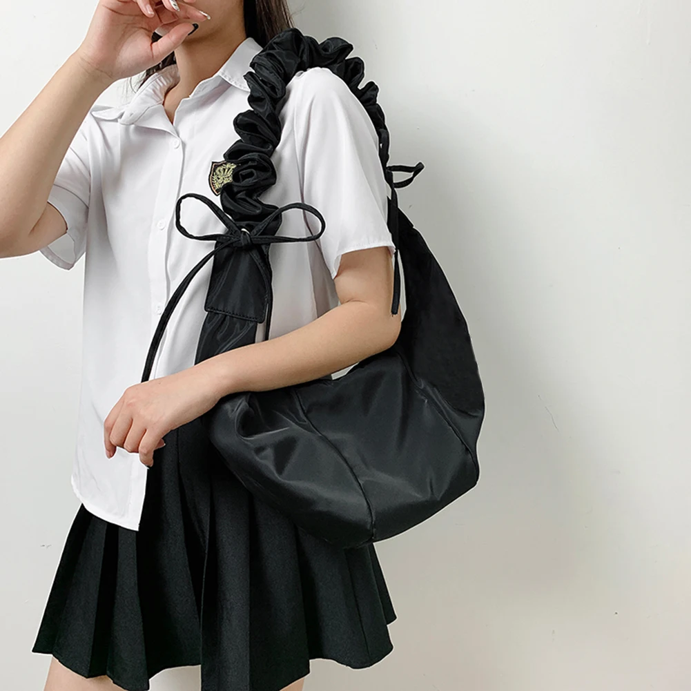 Fashion Pleated Shoulder Bag Women Large Capacity Crossbody Messenger Handbag Nylon Casual Female Pure Color Dumplings Pouch
Fashion Pleated Shoulder Bag Women Large Capacity Crossbody Messenger Handbag Nylon Casual Female Pure Color Dumplings Pouch