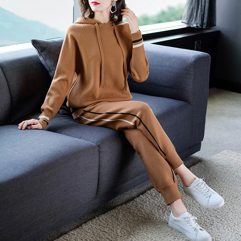 New 2021 Spring Autumn Sweater Rabbit Fur Thick Hooded Suit Women Loose Casual Winter Sportswear Fashion Plus Size Suit
New 2021 Spring Autumn Sweater Rabbit Fur Thick Hooded Suit Women Loose Casual Winter Sportswear Fashion Plus Size Suit
