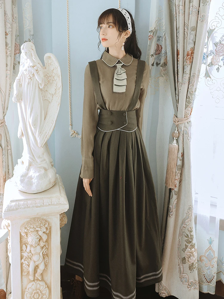 Make French suit pleated skirt two-piece restoring ancient ways
Make French suit pleated skirt two-piece restoring ancient ways