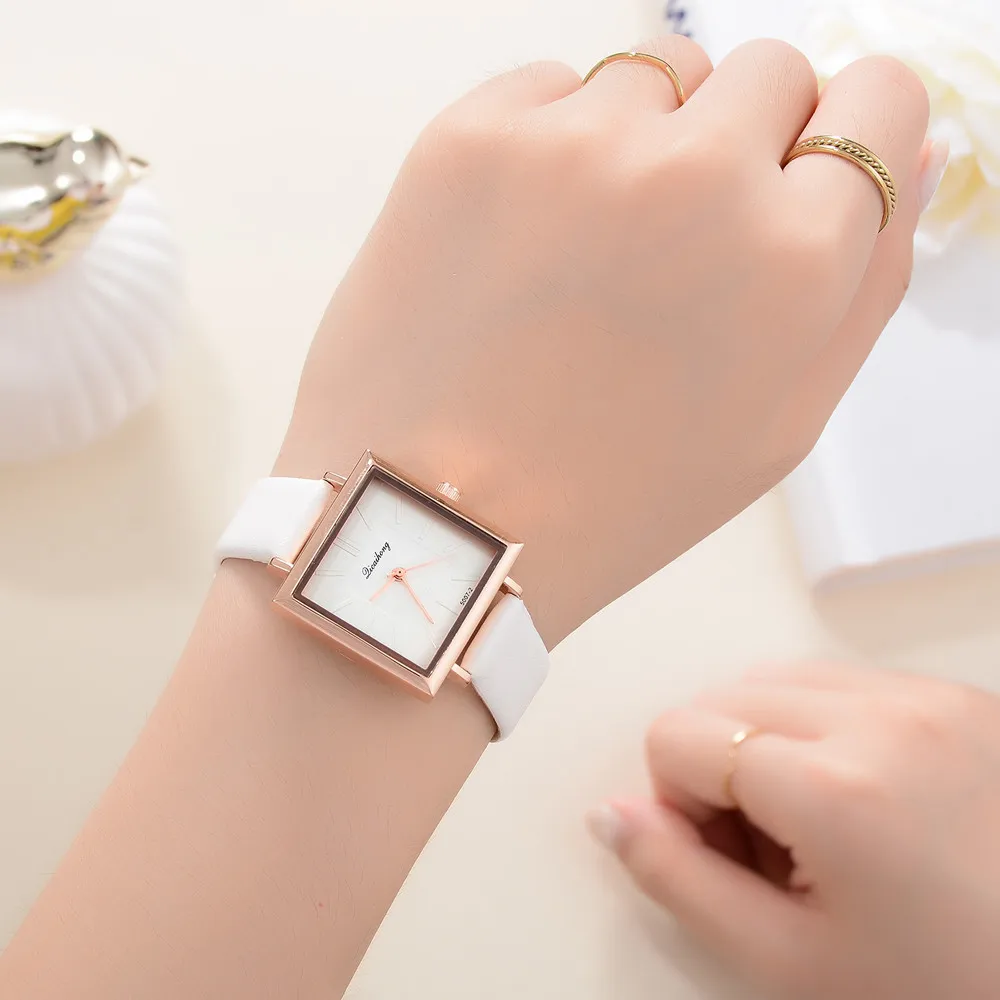 Relogio Feminino Ladies Watch Women Watches Leather Belt Female Clock Quartz Wristwatch Women Watches Reloj Mujer Montre Femme
Relogio Feminino Ladies Watch Women Watches Leather Belt Female Clock Quartz Wristwatch Women Watches Reloj Mujer Montre Femme