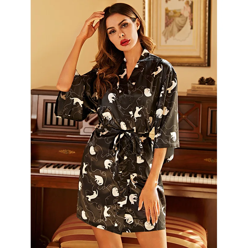 Lady Black Print Animal Robe Set 4PCS Satin Sleep Suit Sexy V-Neck Kimono Bathrobe Lingerie Sleepwear Night Gown Home Clothes
Lady Black Print Animal Robe Set 4PCS Satin Sleep Suit Sexy V-Neck Kimono Bathrobe Lingerie Sleepwear Night Gown Home Clothes