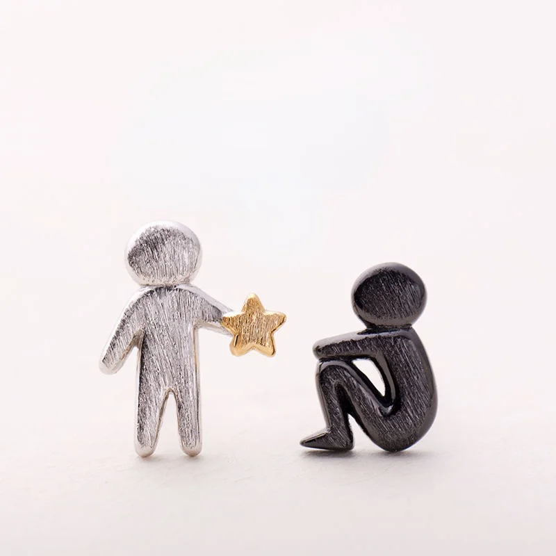 Korean Fashion Asymmetric Earrings Temperament Cute Villain Student Female Earrings Accesorios Mujer
Korean Fashion Asymmetric Earrings Temperament Cute Villain Student Female Earrings Accesorios Mujer