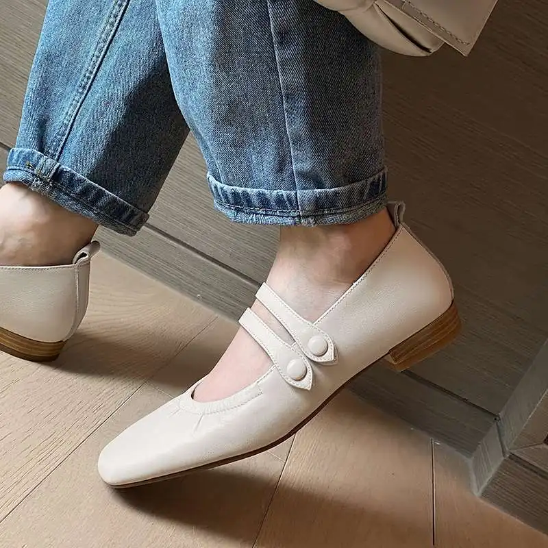 Vichelo Hot genuine leather square toe low heels high fashion soft shoes beauty lady streetwear handmade cozy women pumps L51
Vichelo Hot genuine leather square toe low heels high fashion soft shoes beauty lady streetwear handmade cozy women pumps L51