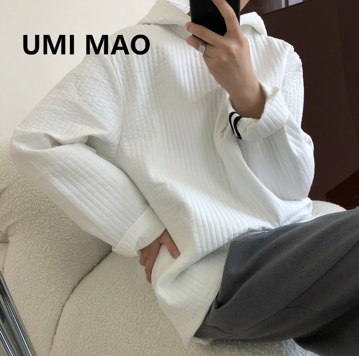 Модное женское пальто UMI MAO в Корейском стиле, свободная хлопковая зимняя куртка оверсайз, повседневное удобное теплое пальто в стиле ретро, ...
Модное женское пальто UMI MAO в Корейском стиле, свободная хлопковая зимняя куртка оверсайз, повседневное удобное теплое пальто в стиле ретро, ...
