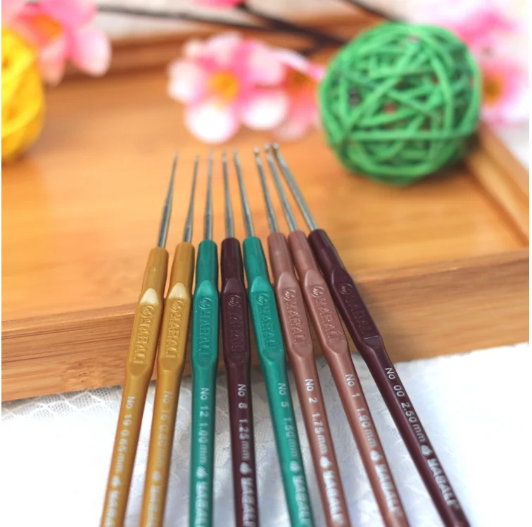 8 шт./компл., разные размеры, пластиковые ручки, металлические крючки для вязания крючком, спицы для пряжи, плетение, DIY ремесла, швейные инстр... 
8 шт./компл., разные размеры, пластиковые ручки, металлические крючки для вязания крючком, спицы для пряжи, плетение, DIY ремесла, швейные инстр...