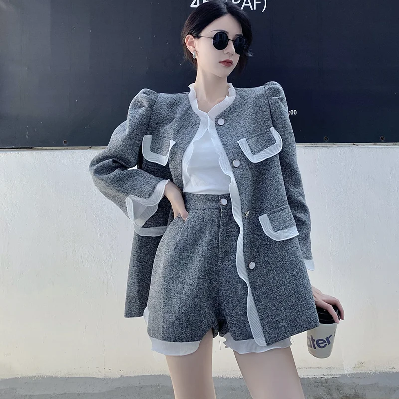 High Street Blazer Suits Women Vintage Color Matching Long-sleeved Ruffles Jacket + Shorts Two Piece Sets Spring Chic Grey Suit
High Street Blazer Suits Women Vintage Color Matching Long-sleeved Ruffles Jacket + Shorts Two Piece Sets Spring Chic Grey Suit