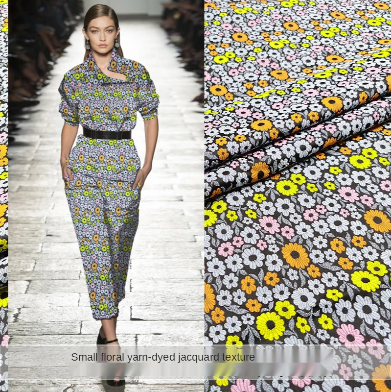 155*50cm 2020 early spring new floral jacquard dress fabric high-end cheongsam windbreaker fashion catwalk designer fabric
155*50cm 2020 early spring new floral jacquard dress fabric high-end cheongsam windbreaker fashion catwalk designer fabric