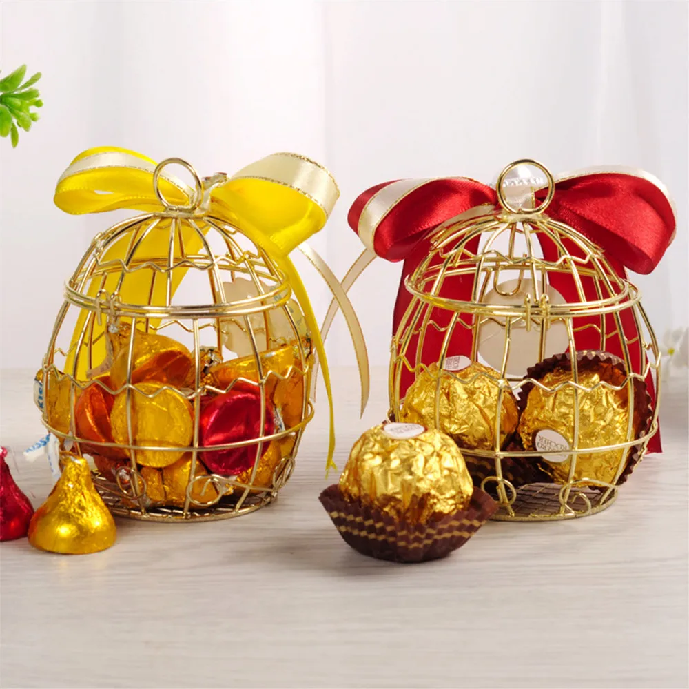 Mini Golden Metal Bird Cage Retro Baby Shower Gift Box For Guest Hollow Candy Case Party Wedding Souvenir Packaging Mystery Box
Mini Golden Metal Bird Cage Retro Baby Shower Gift Box For Guest Hollow Candy Case Party Wedding Souvenir Packaging Mystery Box