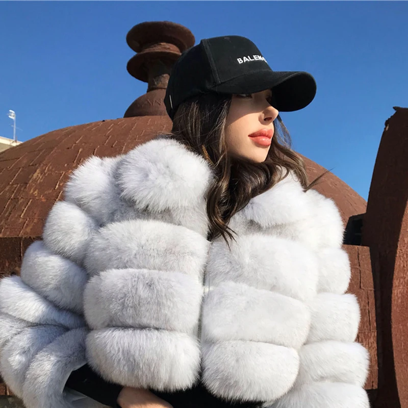 Новые модные зимние пальто с мехом из искусственного лисьего меха меховым отворотом вышитое пальто с коротким и длинным рукавом светильник...
Новые модные зимние пальто с мехом из искусственного лисьего меха меховым отворотом вышитое пальто с коротким и длинным рукавом светильник...