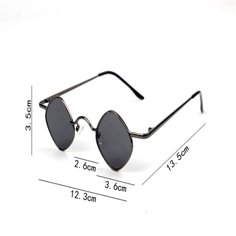 Retro Mini Sunglasses Round Men Metal Frame Gold Black Red Small Round Framed Sun glasses eye care Accessories
Retro Mini Sunglasses Round Men Metal Frame Gold Black Red Small Round Framed Sun glasses eye care Accessories